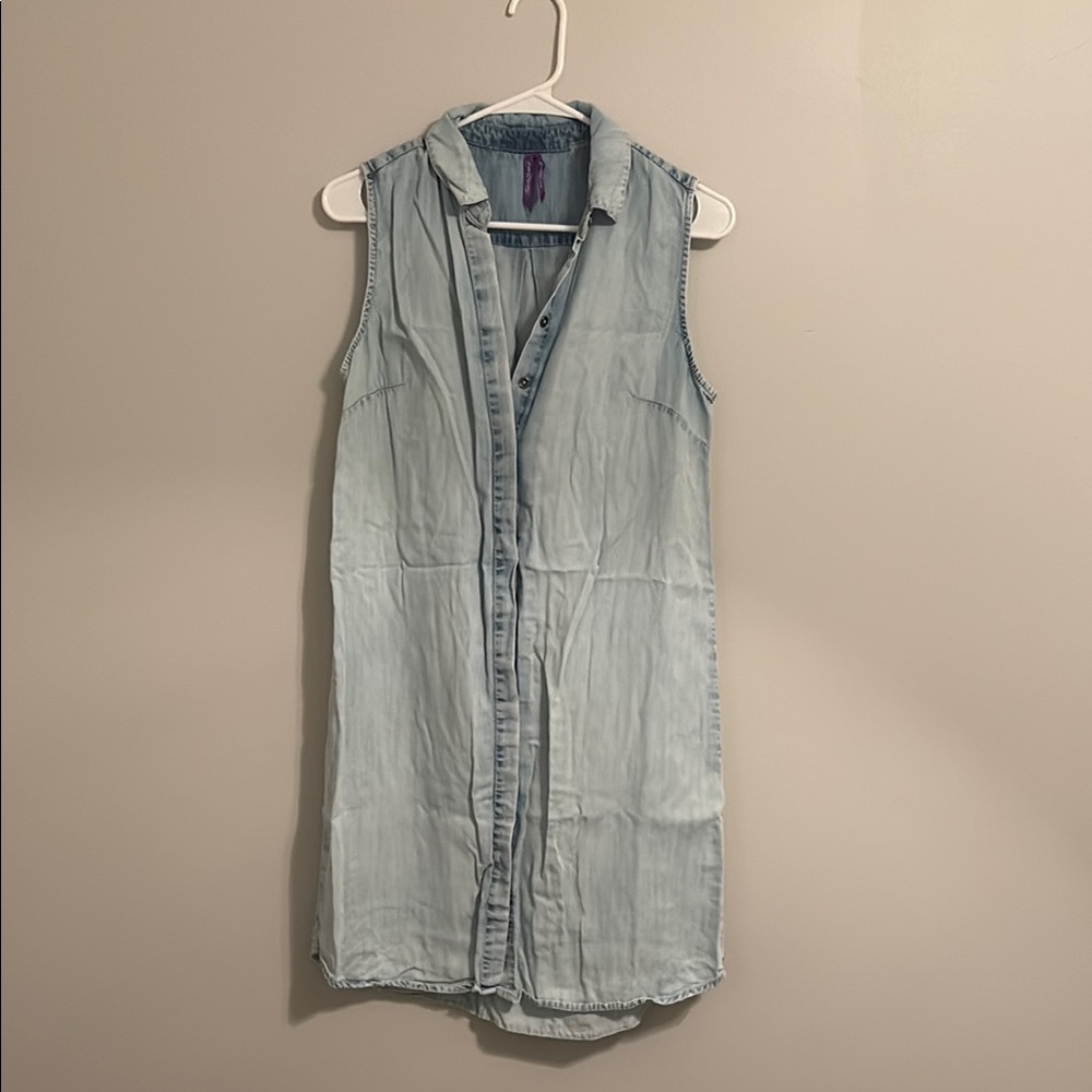 Seraphine Sleeveless Light Blue Denim Dress